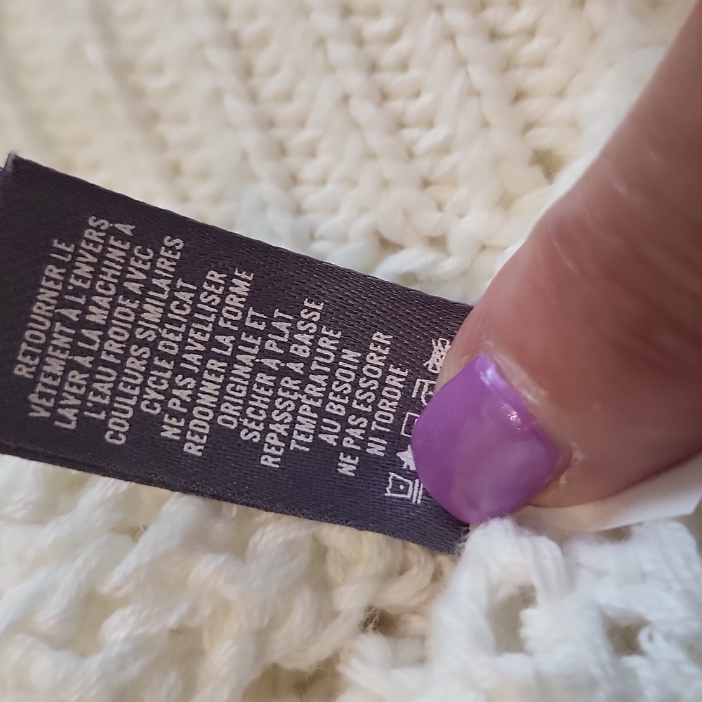 Erie crocheted sweater - Picture 11 of 12